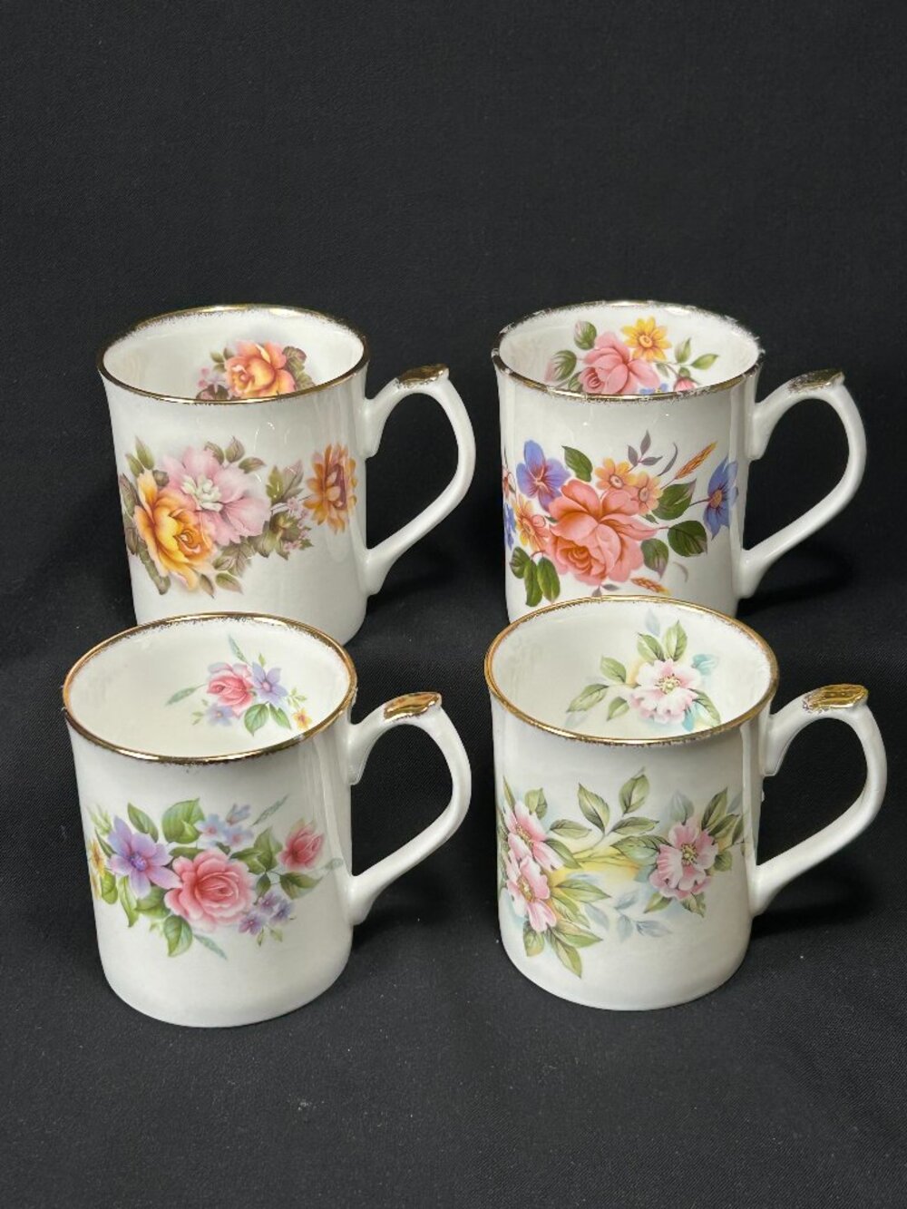 set of 4 beautiful Elizebathan UK Caroline floral mugs